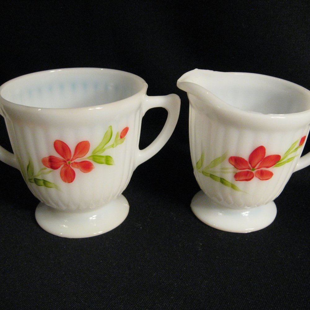 MACBETH-EVANS PETALWARE FLORETTE CREAM & SUGAR